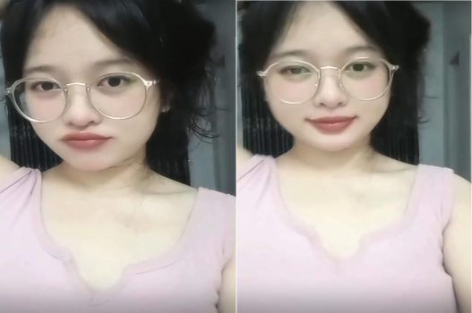sex thú gái xinh Đưa đến nahf em không chịu vào còn cứ ngồi trên xe cho anh hưởng cặp vú