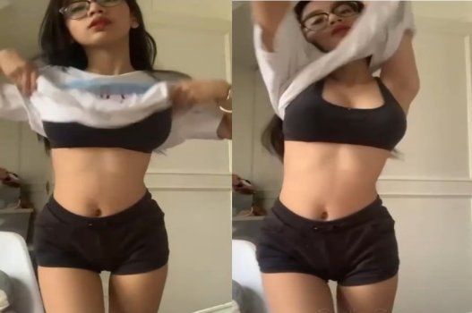 sex 69 vn Để em cho bạn thân chim to chơi không bao xuất trong mà em bú cho cứng lên đòi tiếp